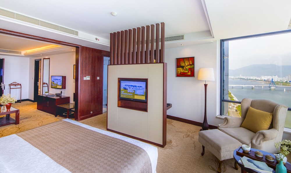 Grand Suite Double River Front - Photo 7