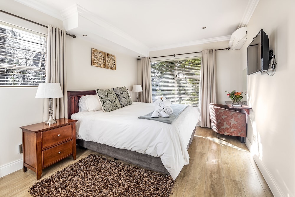 Executive Cottage