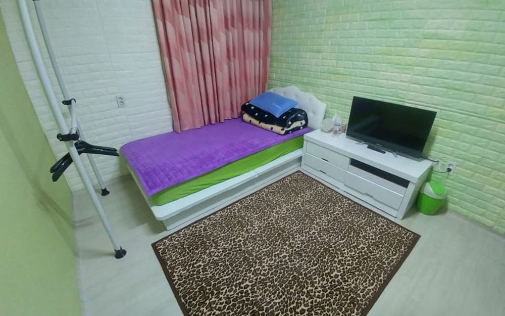 Room (Single Room Single Room)