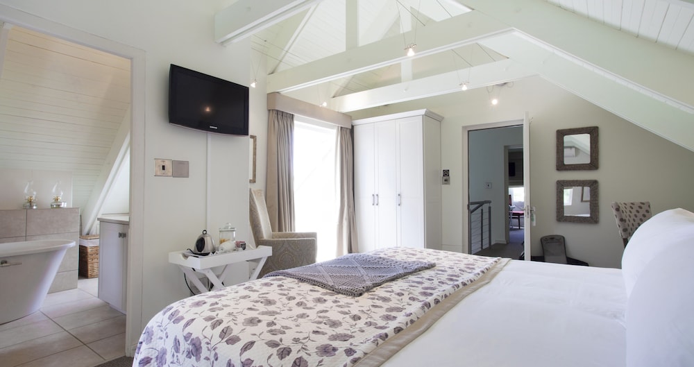Comfort Room photo 2