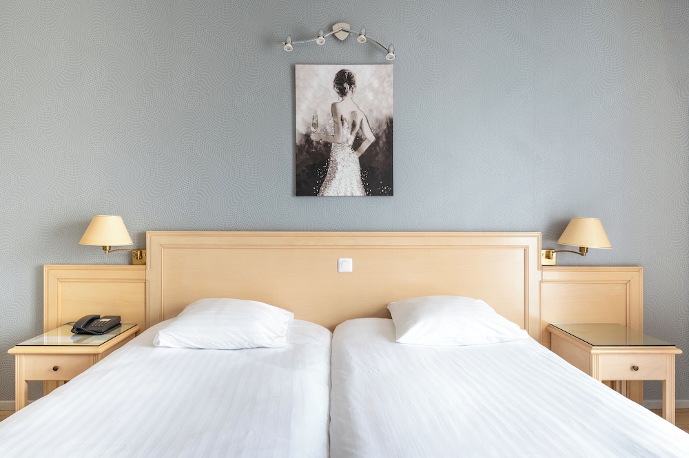 Classic Twin Room - Photo 8