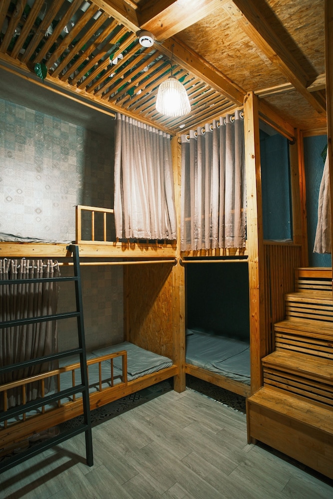 Shared Dormitory, 1 Twin Bed, Shared Bathroom