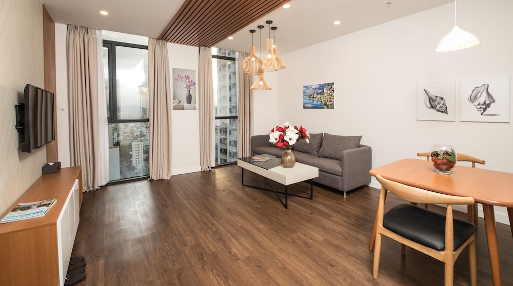 1-Bedroom Penthouse