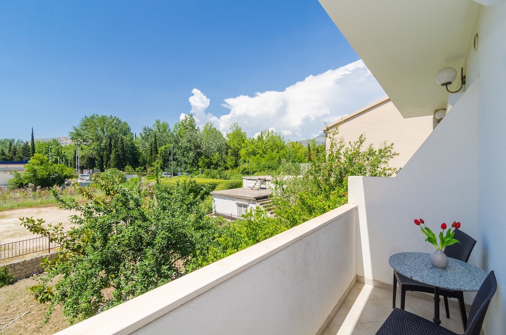Double Room (Apartments &amp; Rooms Barišić - St) photo 3