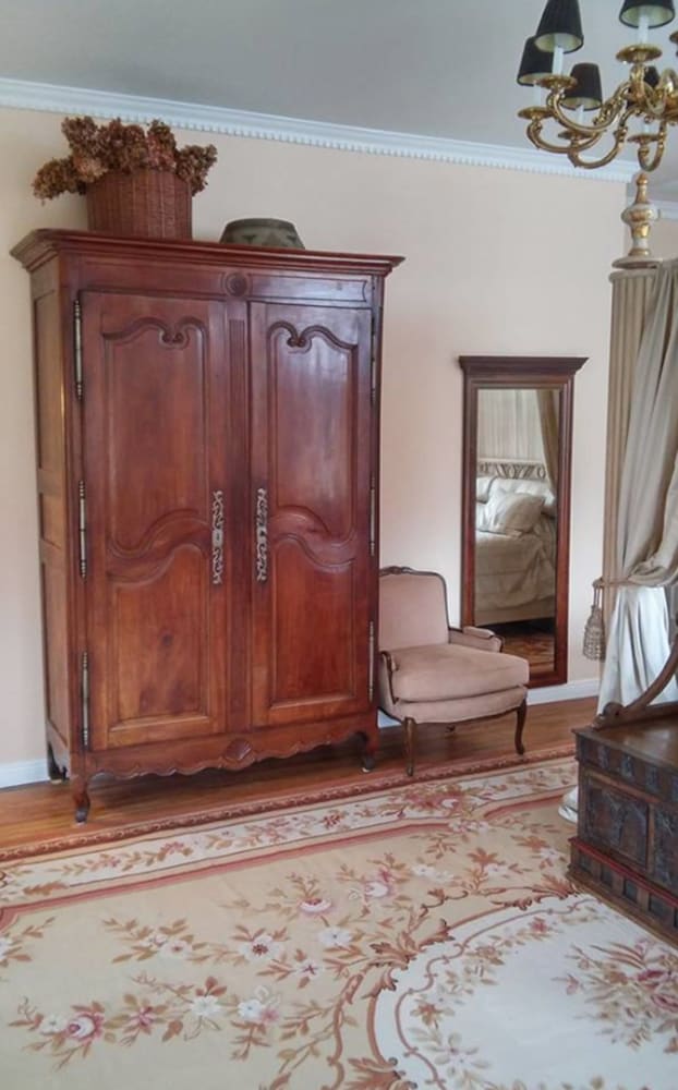 Eclectic Room photo 2