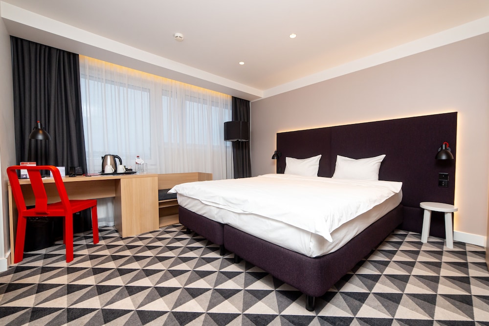 Deluxe Double or Twin Room photo 1