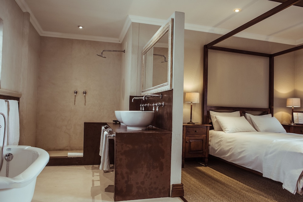Standard Room photo 3