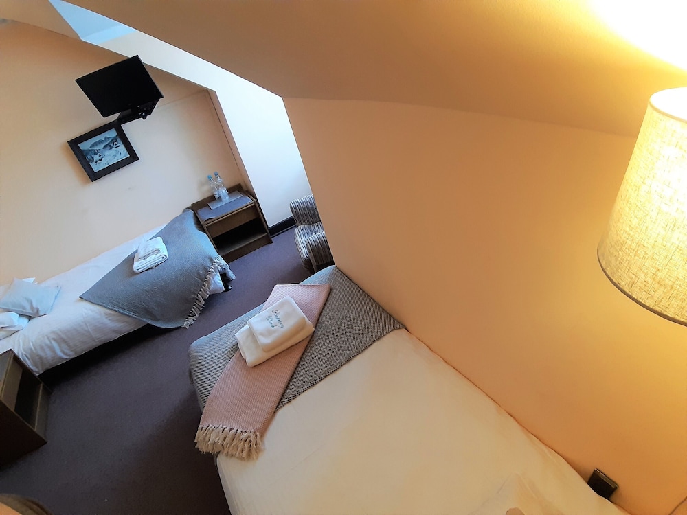 Economy Room photo 3