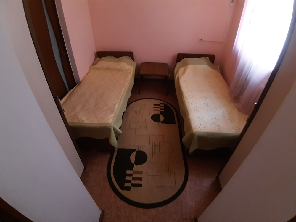 Shared Dormitory, Mixed Dorm (2 Beds) photo 3
