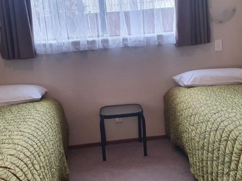 Two Bedroom Family Unit photo 2