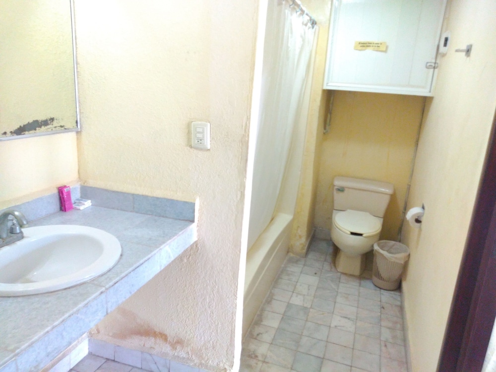 Business Double Room, 2 Double Beds photo 2