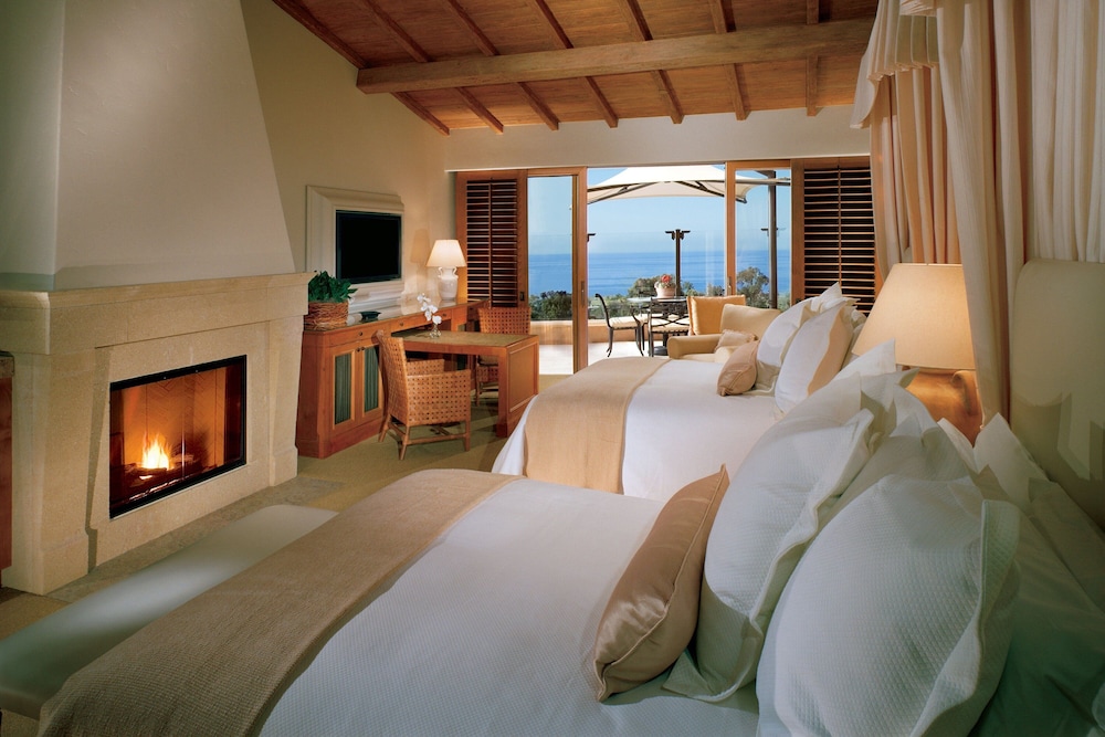 Premium Bungalow, 2 Queen Beds, Ocean View (Terrace) - Photo 1