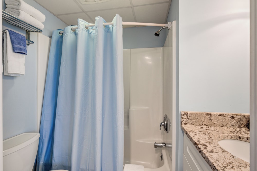 Room 320 photo 2