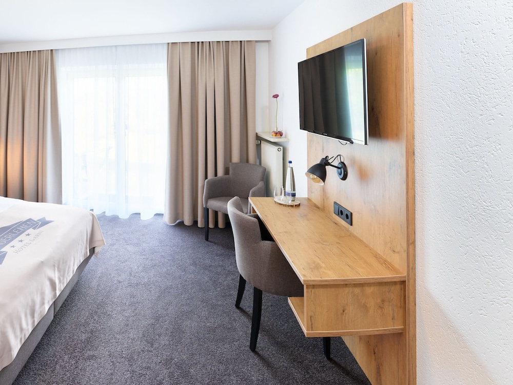 Comfort Double Room, Non Smoking, Mountain View photo 2