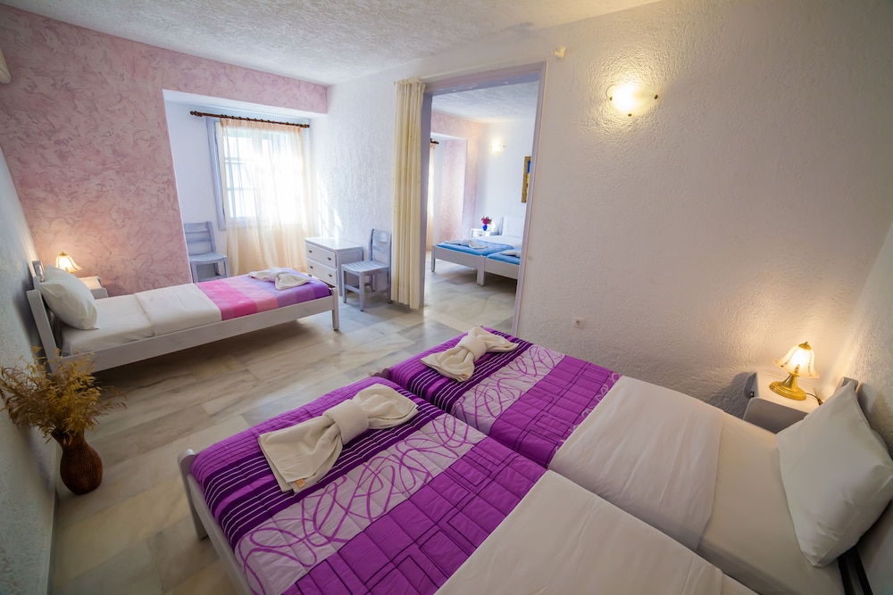 Room (5 Adults)
