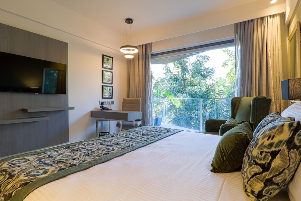 Premium Room - Photo 11