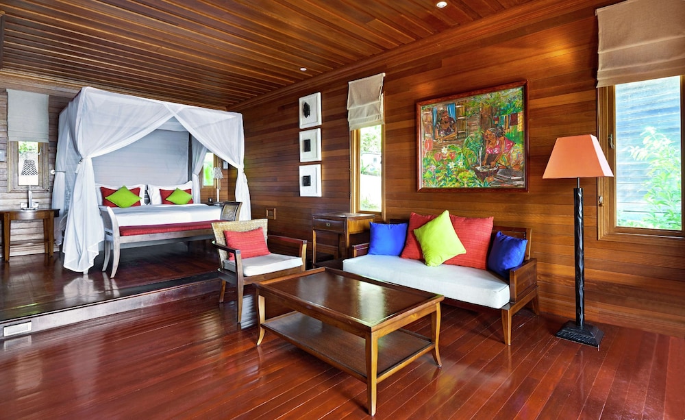Villa, 1 King Bed, Deluxe Oceanfront