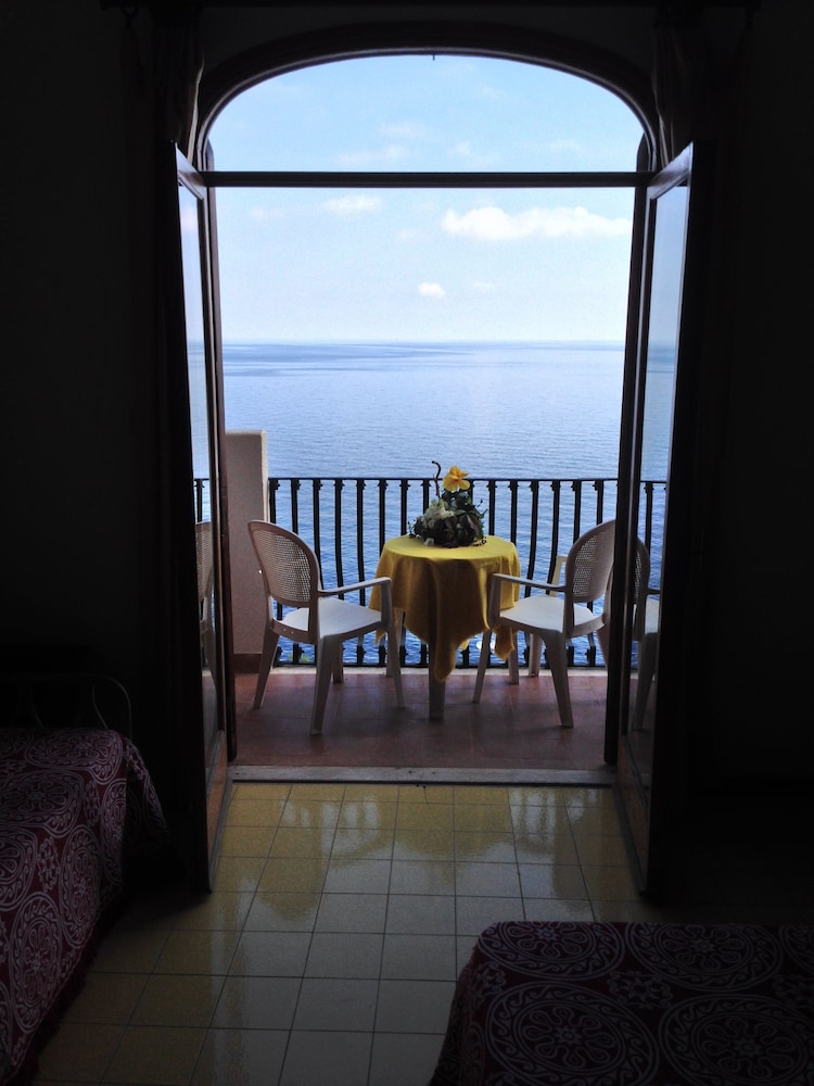 Superior Double Room - Photo 12