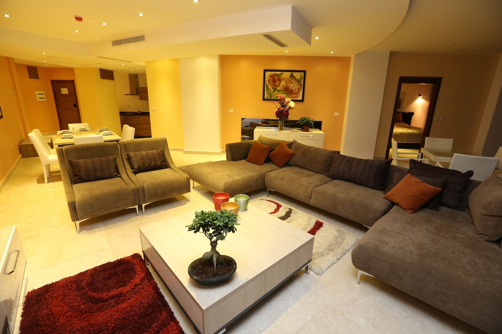 Presidential Apartment, 2 Bedrooms, Jetted Tub photo 3