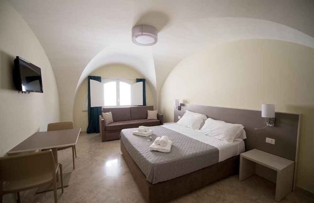 Double or Twin Room photo 1