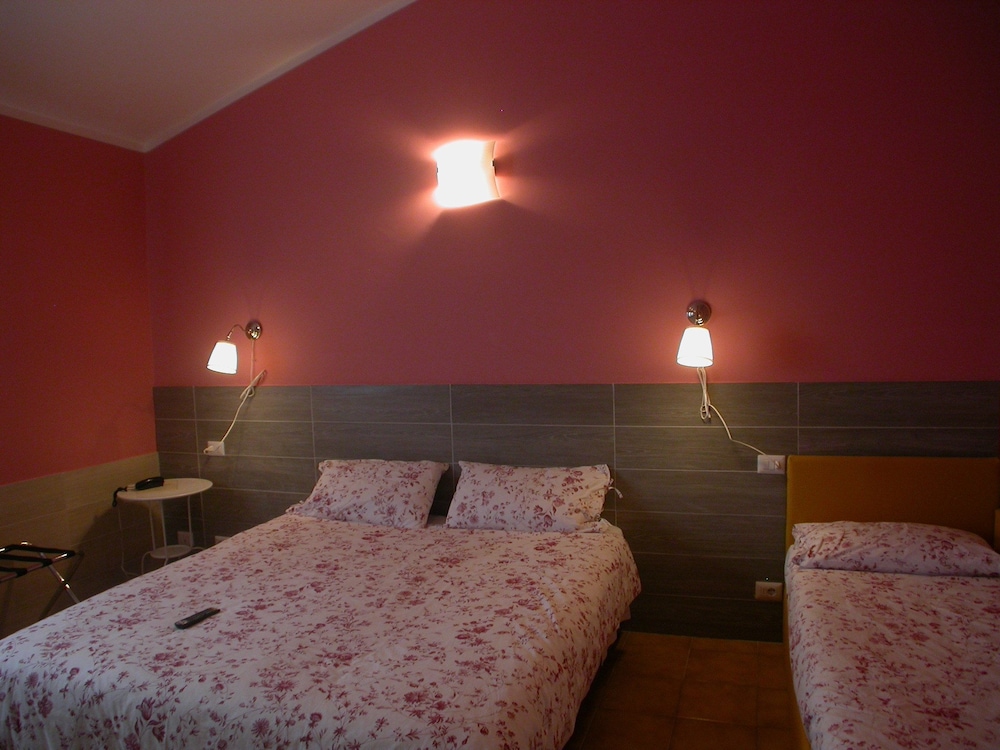 Standard Triple Room photo 1
