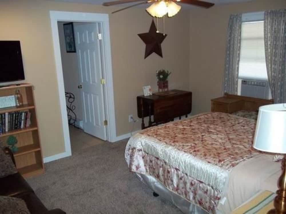 Double Room, Ensuite (The Vineyard) photo 1