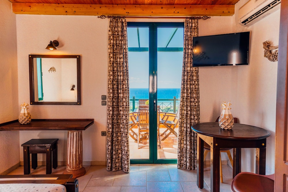 Luxury Suite, Sea View photo 1