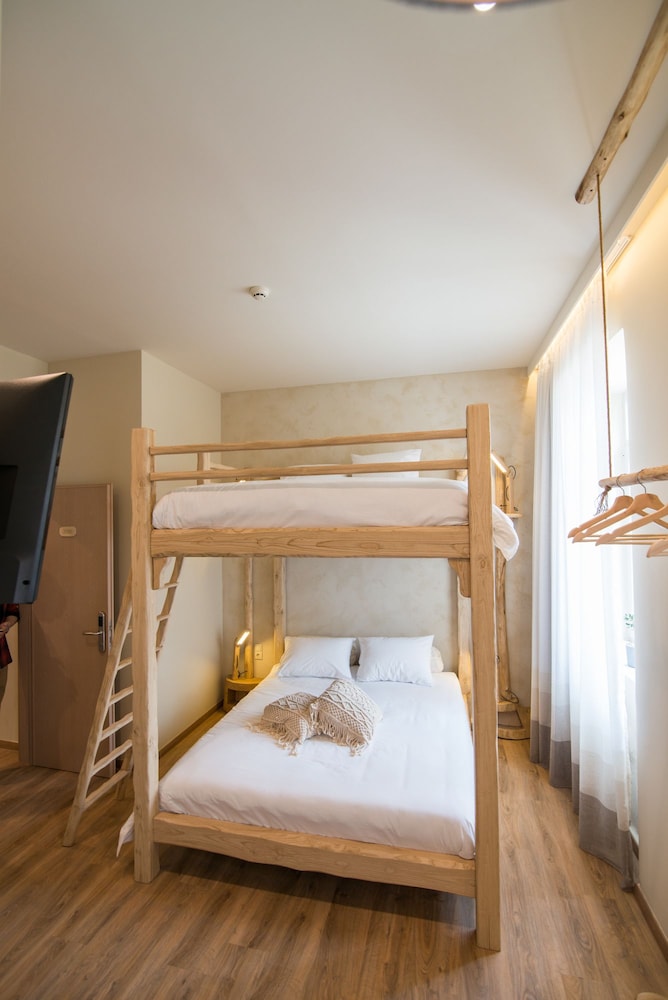 Double or Twin Room, Terrace, City View (Olivia) photo 2
