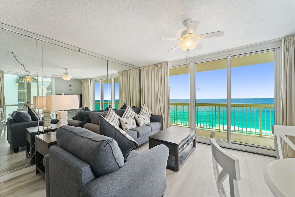 Condo, 1 Bedroom, Sea View (Pelican 1011) photo 1