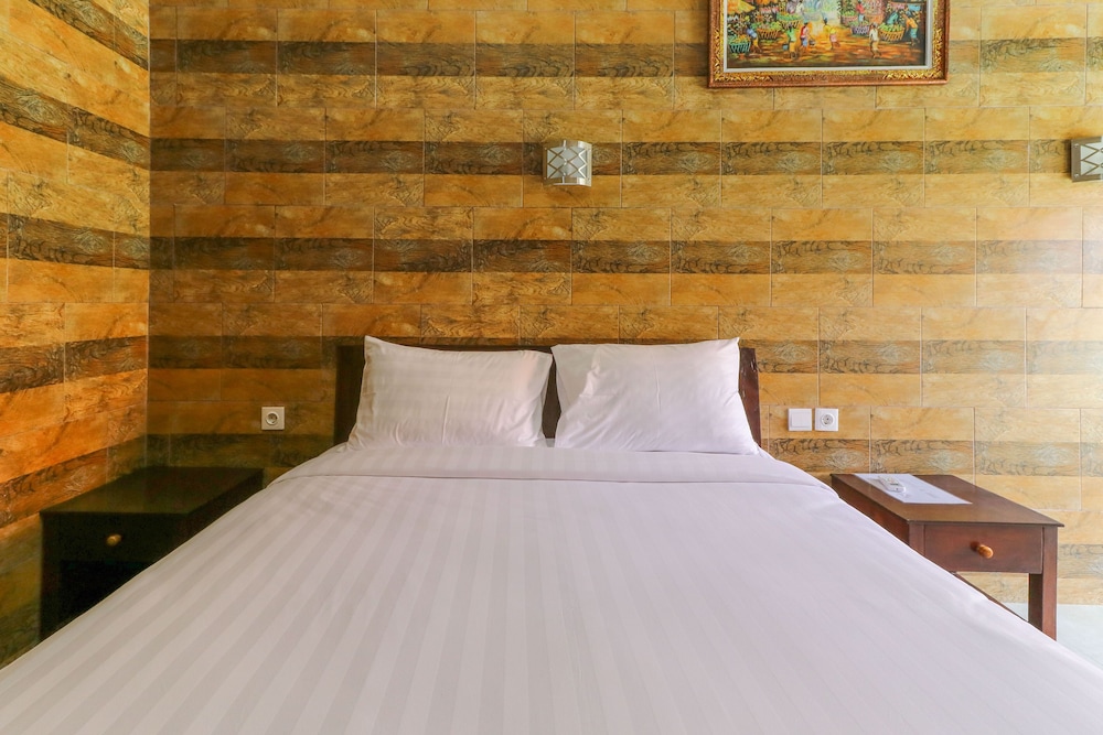 Deluxe Double Room with Pool View