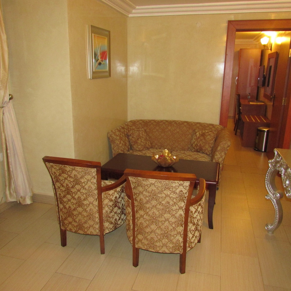 Executive Room photo 2