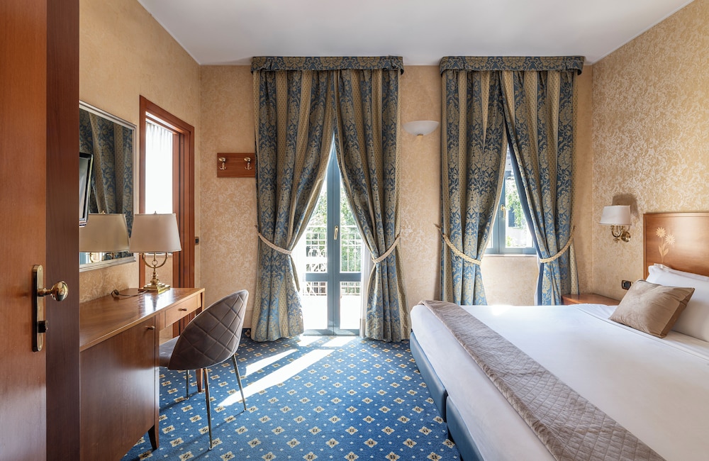Grand Double Room