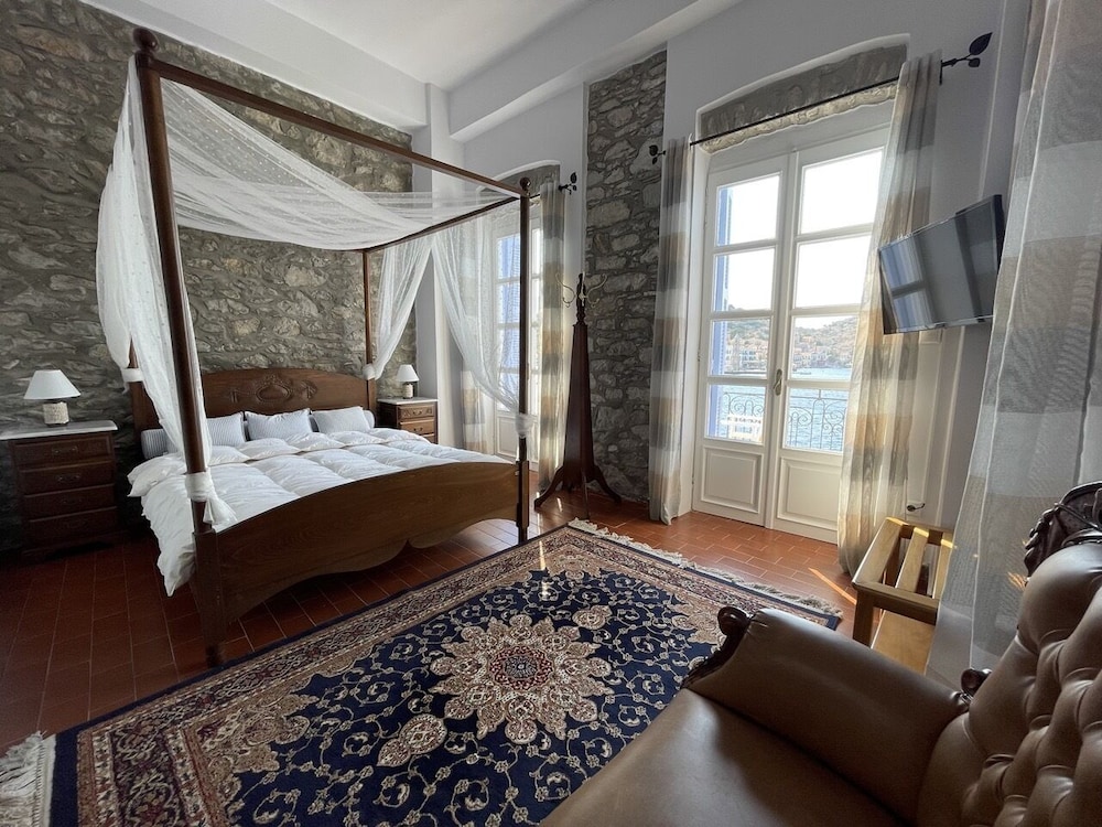 Deluxe Quadruple Room photo 1