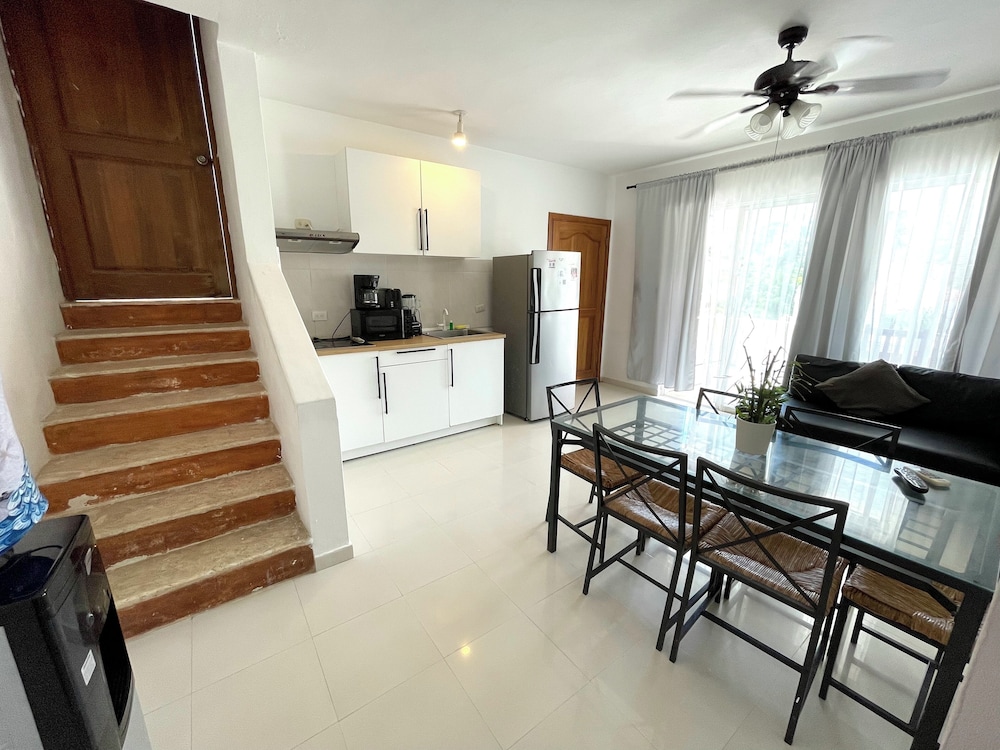 Family Penthouse, 3 Bedrooms, Poolside