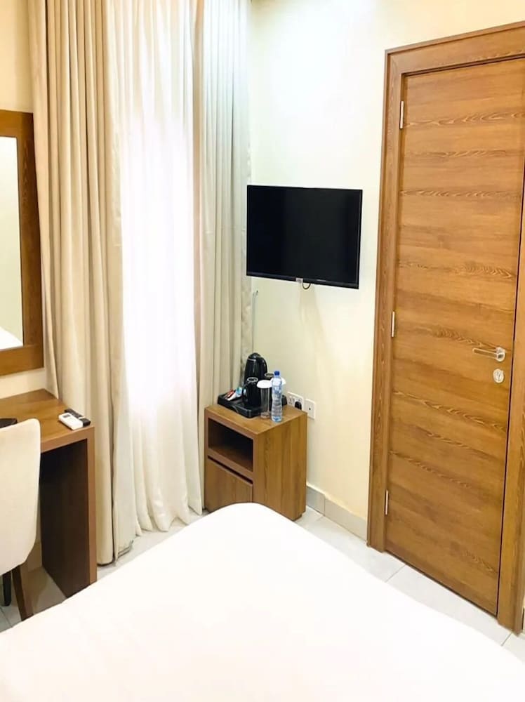 Basic Single Room photo 2