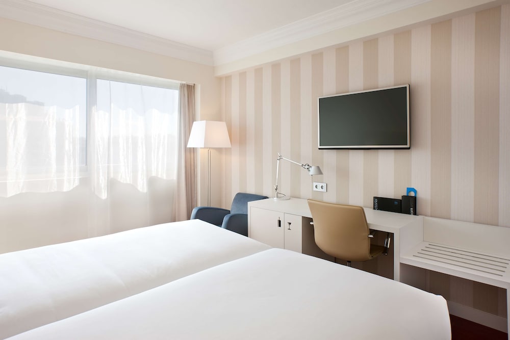 Standard Room (Extra Bed 3 adults) - Photo 3