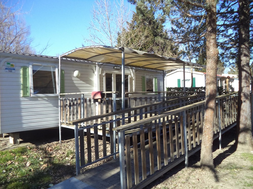Mobile Home, 2 Bedrooms, Accessible