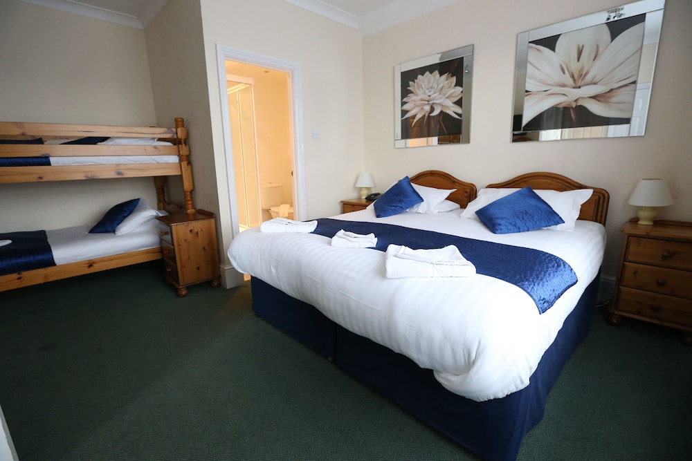 Quadruple Room photo 2