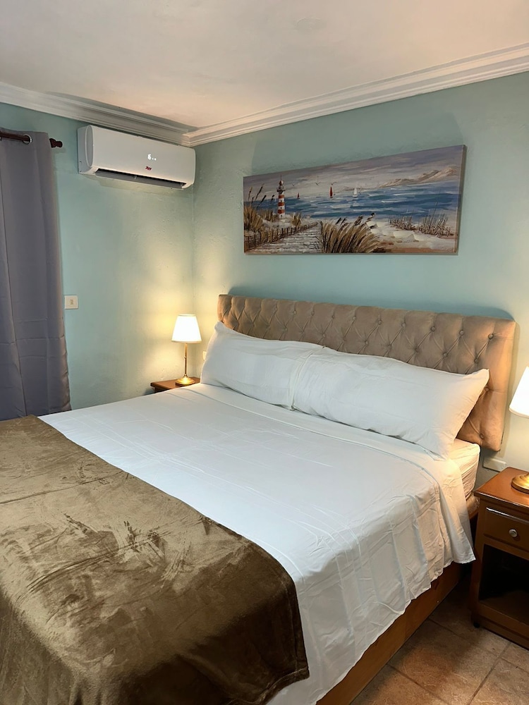 Junior Twin Room, Balcony photo 3
