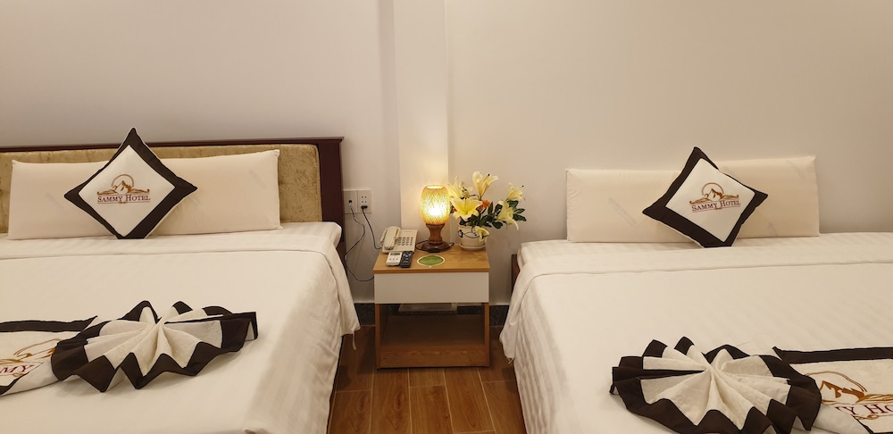 Deluxe Double Room Single Use photo 3