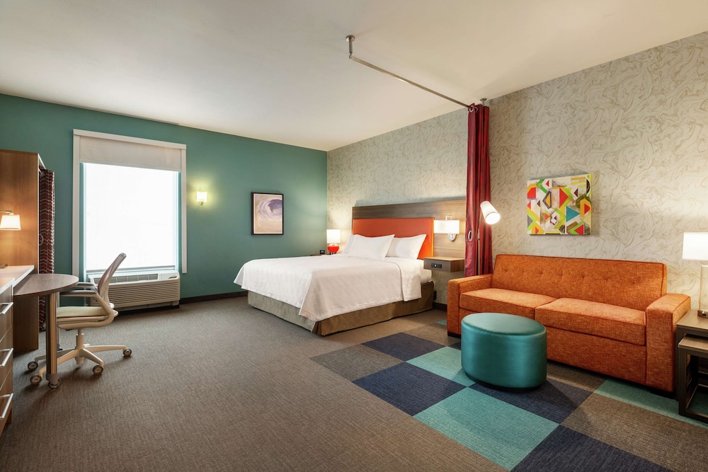 Studio, 1 King Bed, Accessible (Hearing) photo 1
