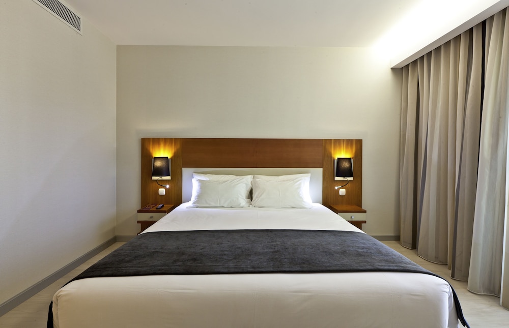 Standard Room, 1 Double Bed - Photo 2