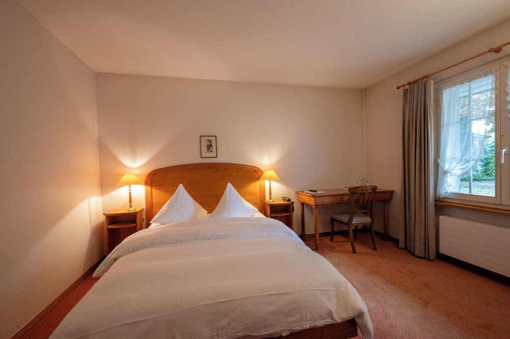Basic Double Room