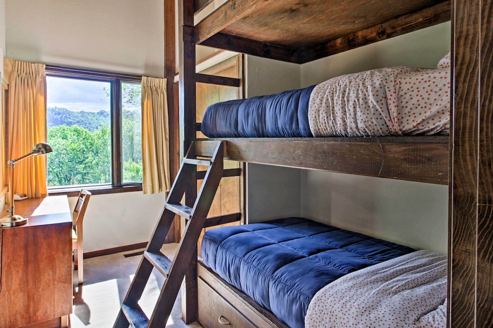 House (4 Bedrooms) photo 1