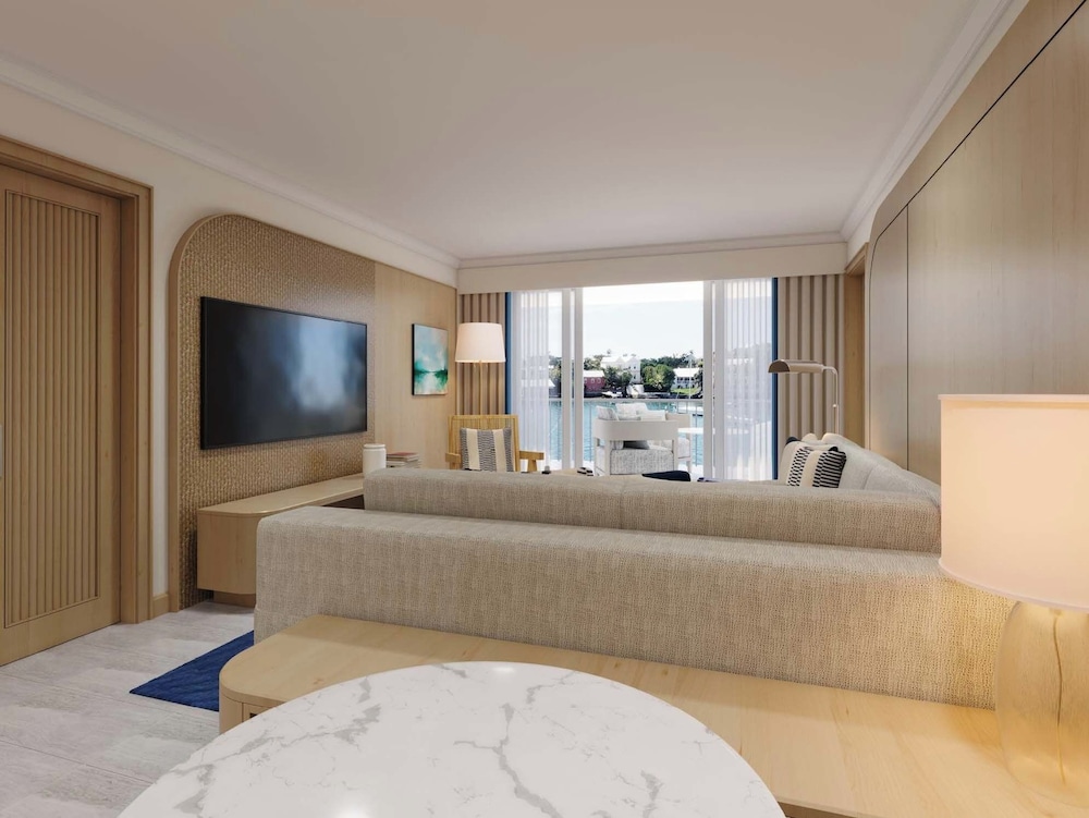 Fairmont Gold, Signature Suite, 1 King Bed, Club Lounge Access, Bay View