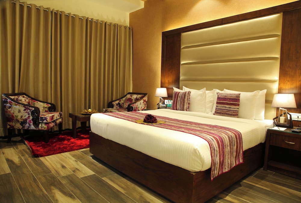 Executive Room photo 1