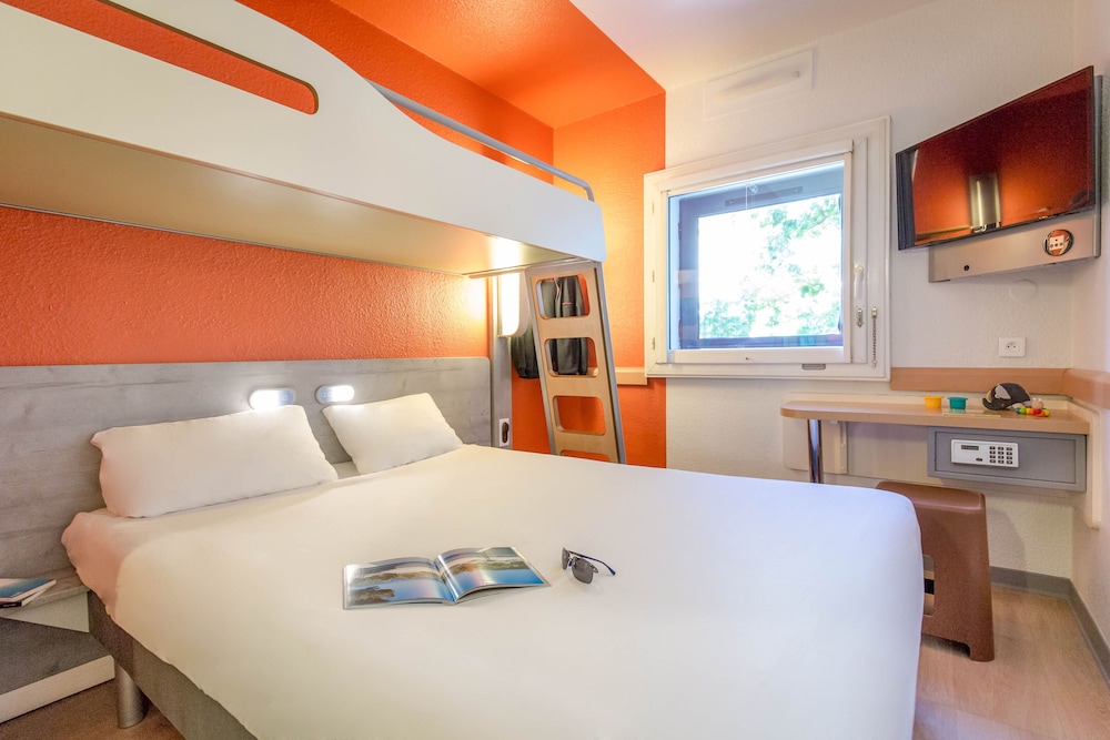 Triple Room, Multiple Beds photo 2