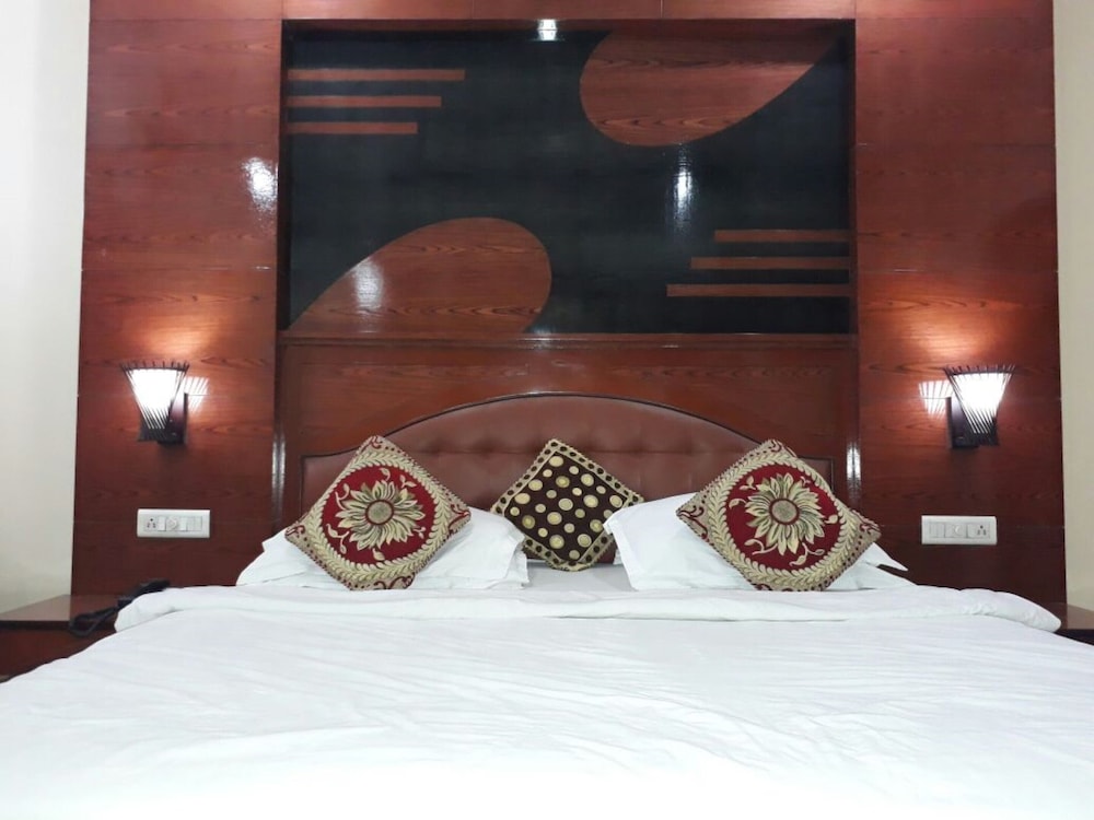 Deluxe Double Room photo 2