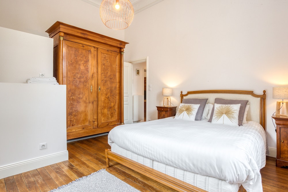 Grand Apartment, 2 Bedrooms, Terrace, Lake View, photo 6