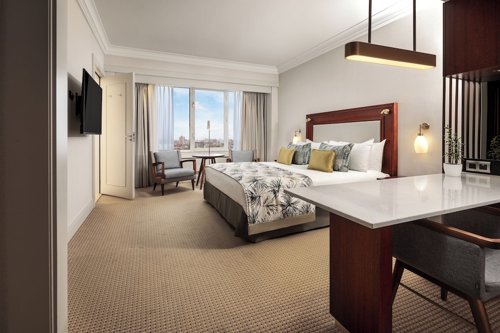 Executive King Room
